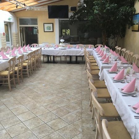 Seminarhotel Daniels Gols Bagian luar foto